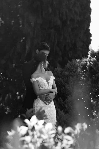 mobile - carousel-hero-element image-1