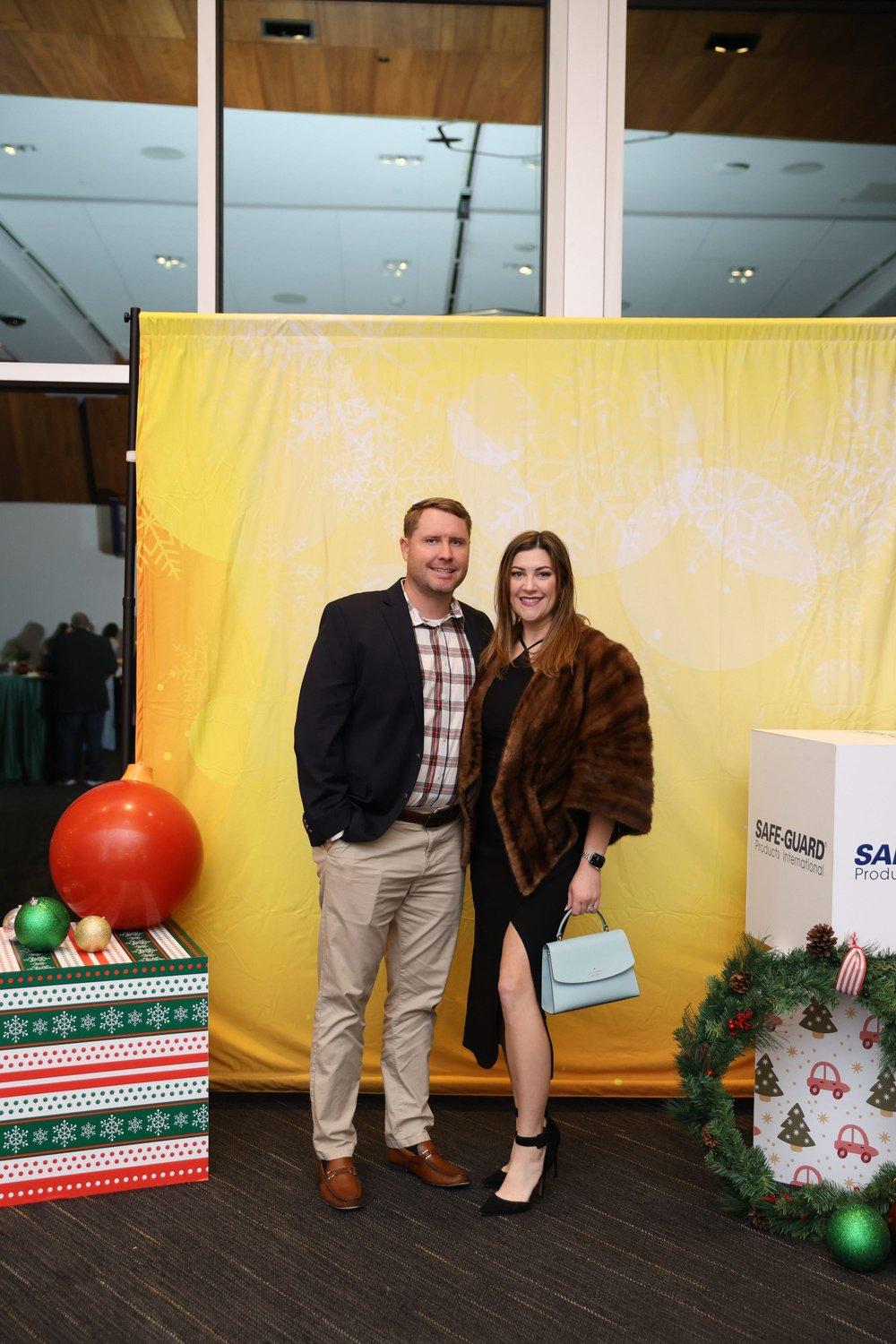 carousel-hero-element image-14