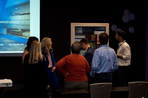 mobile - carousel-hero-element image-3