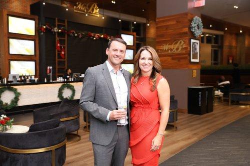 mobile - carousel-hero-element image-1